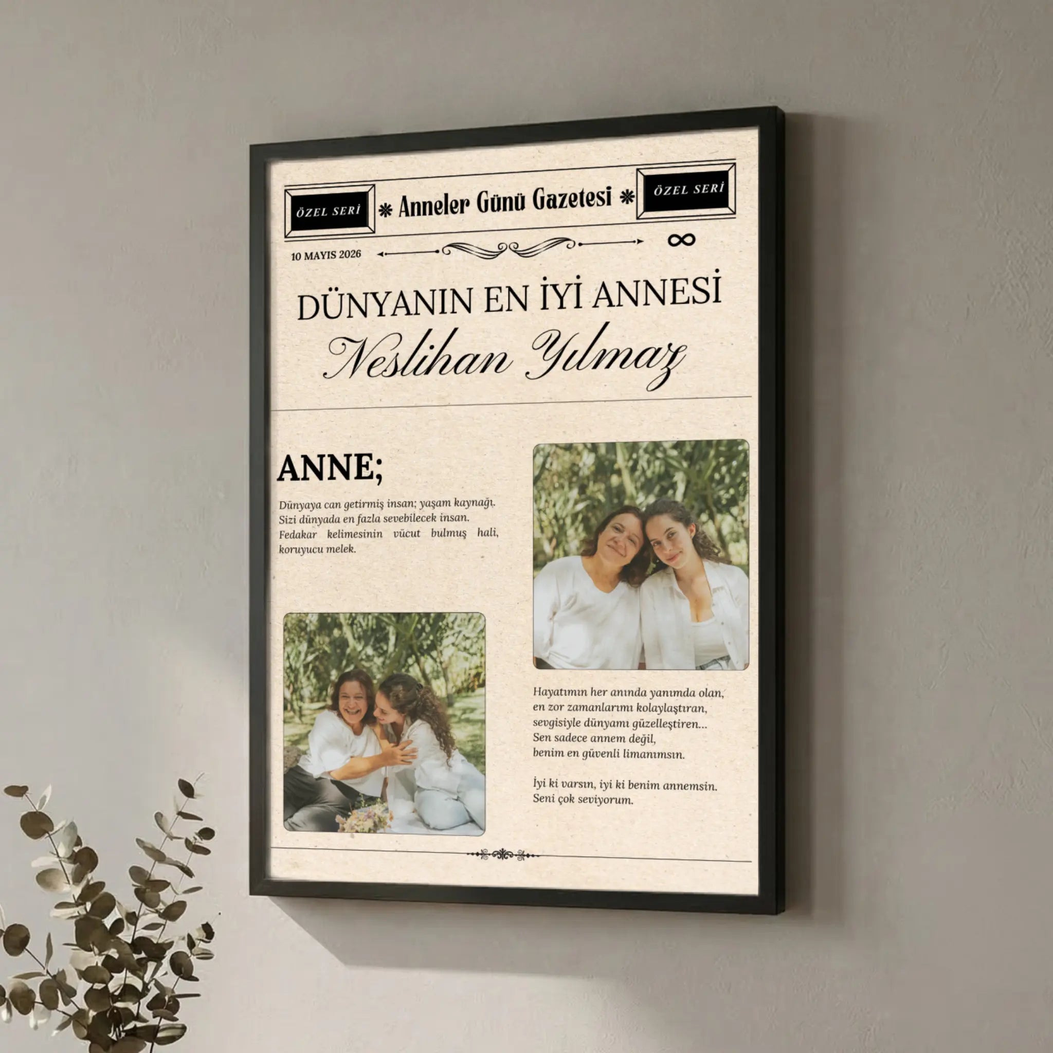 Anneler günü gazetesi 2026'ya damga vuran bir tasarım, anı gazetesi ile anneler günü konsepti bir arada! Anneye alınabilecek en güncel en yeni hediye tasarımı anneler günü gazetesi Happy Endings Gift Shop'ta!