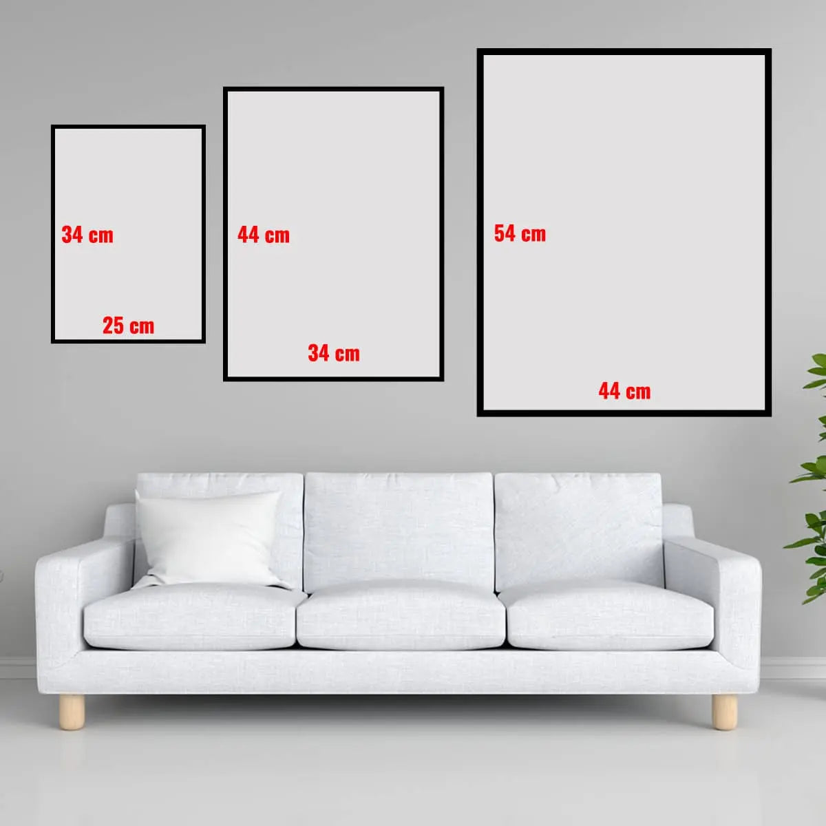 Farklı boyutlardaki çerçeve ölçüleri, modern oturma odası dekorasyonunda kullanılmak üzere duvara asılmaya hazır, şık ve minimalist. 34x25 cm, 44x34 cm ve 54x44 cm ölçülerinde çeşitli çerçeve seçenekleriyle ev dekorasyonunu tamamlar.